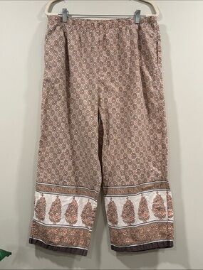 NorthStyle Boho Wide-Leg Cropped Pants in Taupe and Peach Floral Border Print